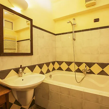 Residenz Ada Troubetzkoy * Ghiffa